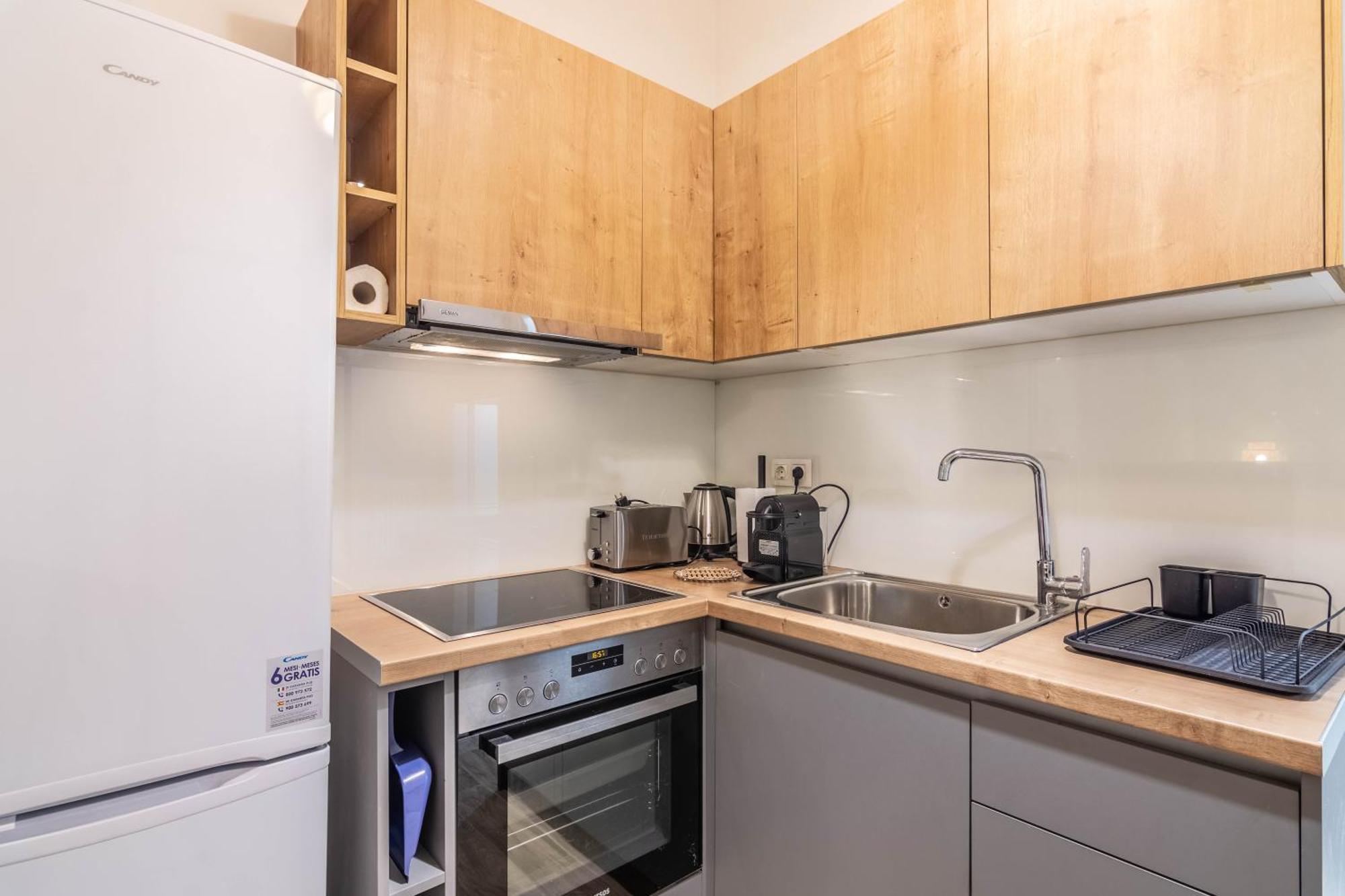 Gazi Home Атина Екстериор снимка
