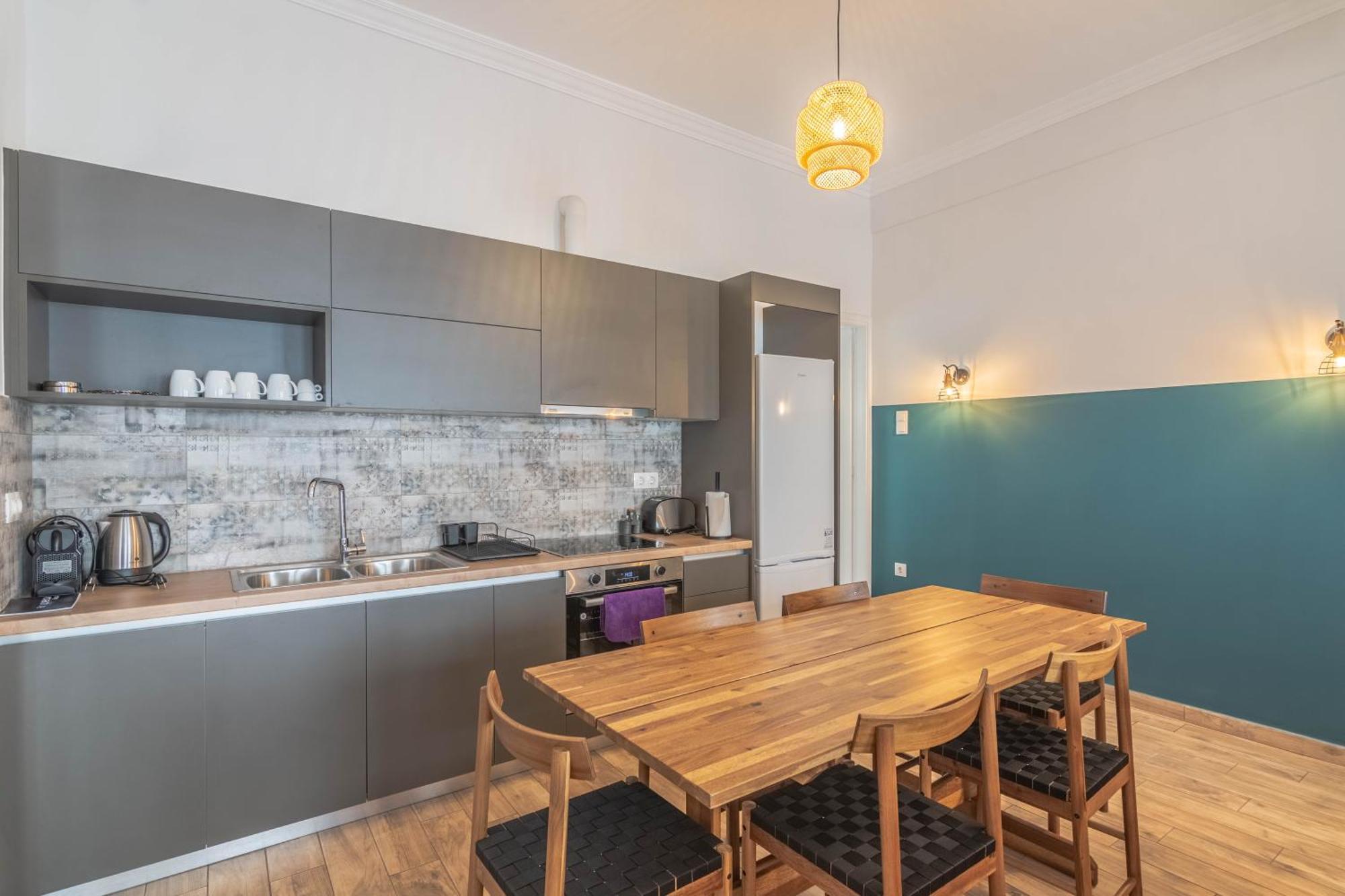 Gazi Home Атина Екстериор снимка