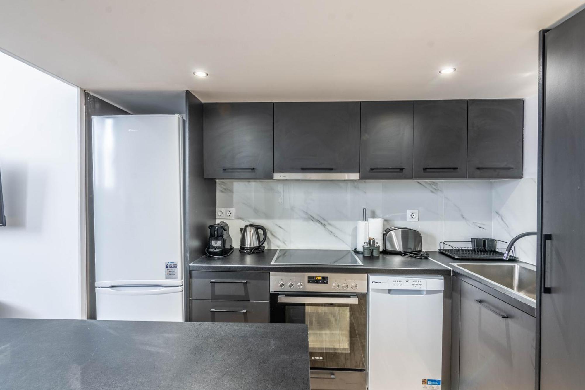 Gazi Home Атина Екстериор снимка